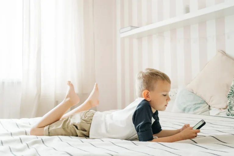 iPhone fertility rate decline linked to 33–52% of US birth drop, study finds iPhone fertility rate decline