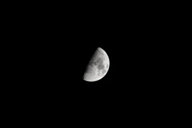 Voyager Technologies CEO predicts moon base by 2030s with jobs in mining and power moon base by 2030s