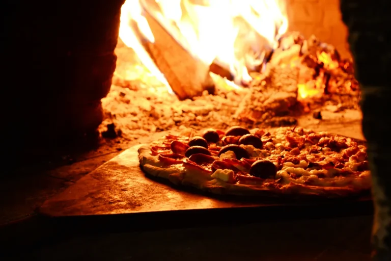 Casey's pizza chain growth