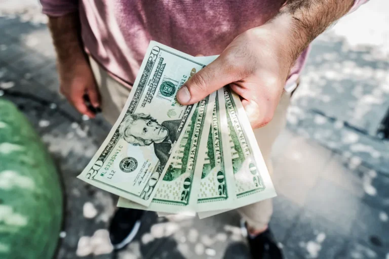Trump Dividend midterm promise