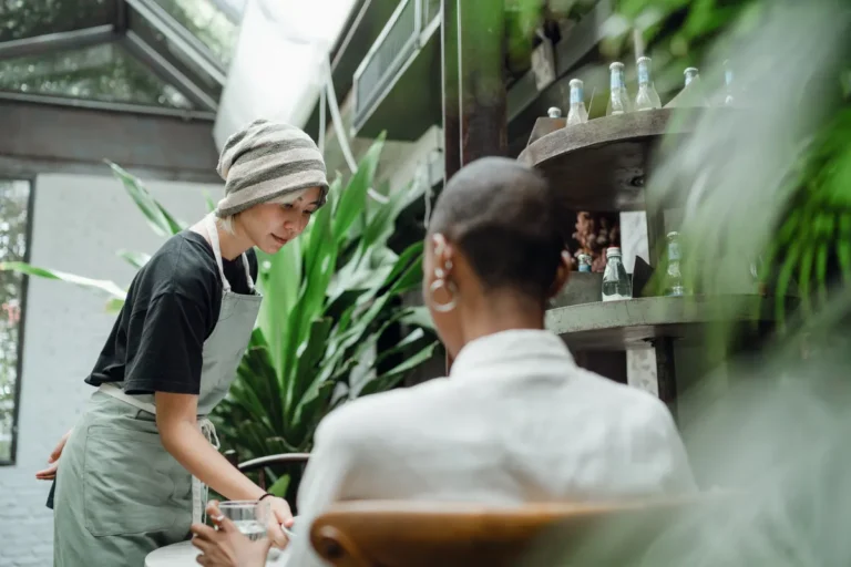 women dominate US job gains