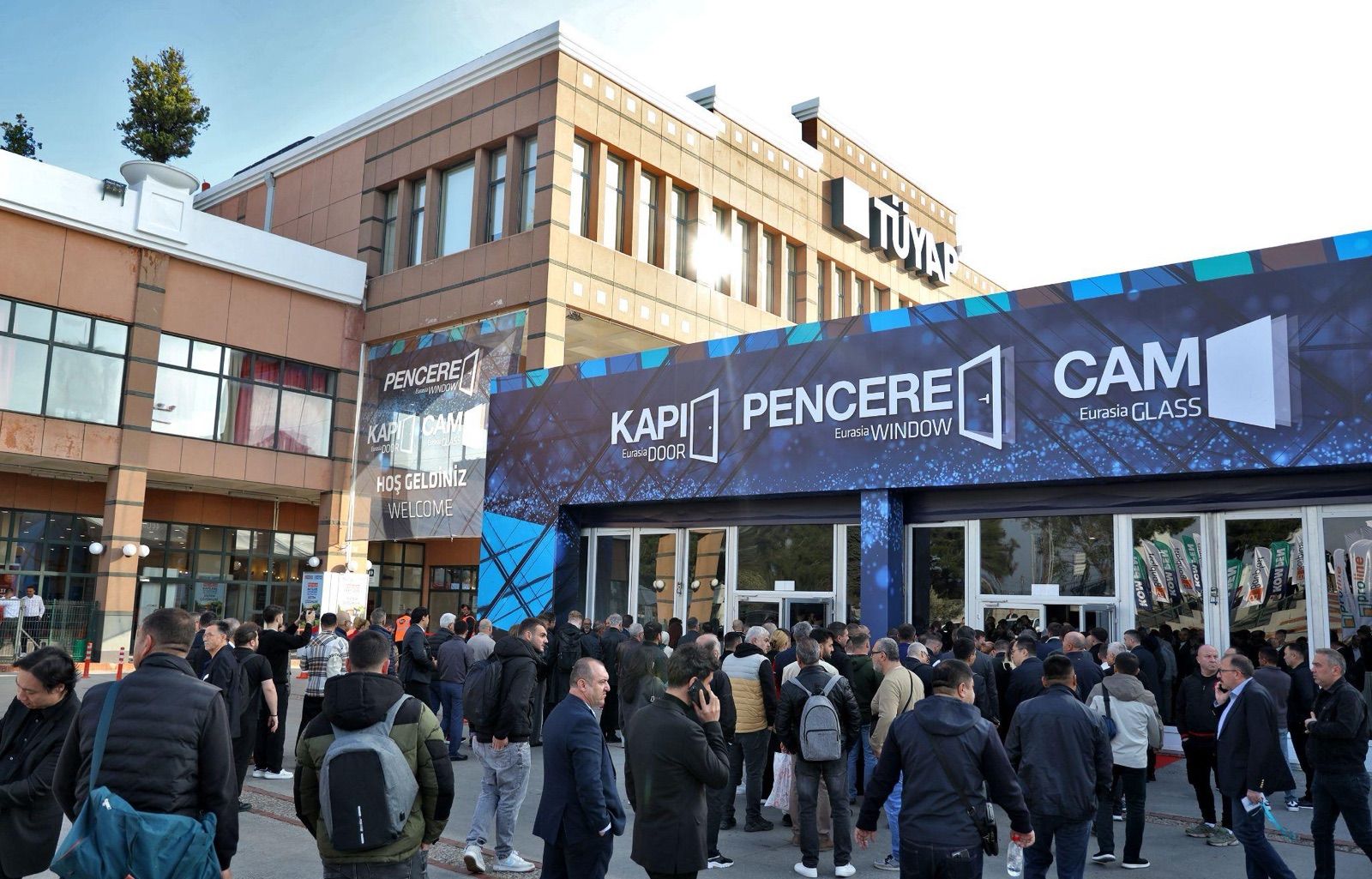 Buyers from Europe, Asia, the Balkans and North Africa converge on Istanbul in 2026: window, door and glass systems on display at the Eurasia fairs in Istanbul